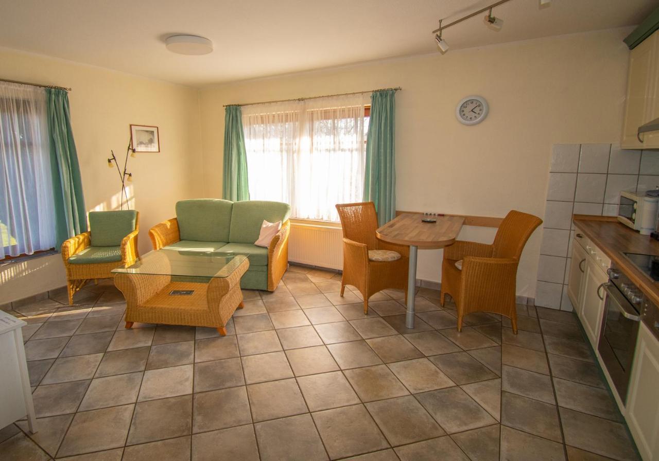 Inselhotel Kapitaen Tadsen / Amrum Nebel Εξωτερικό φωτογραφία